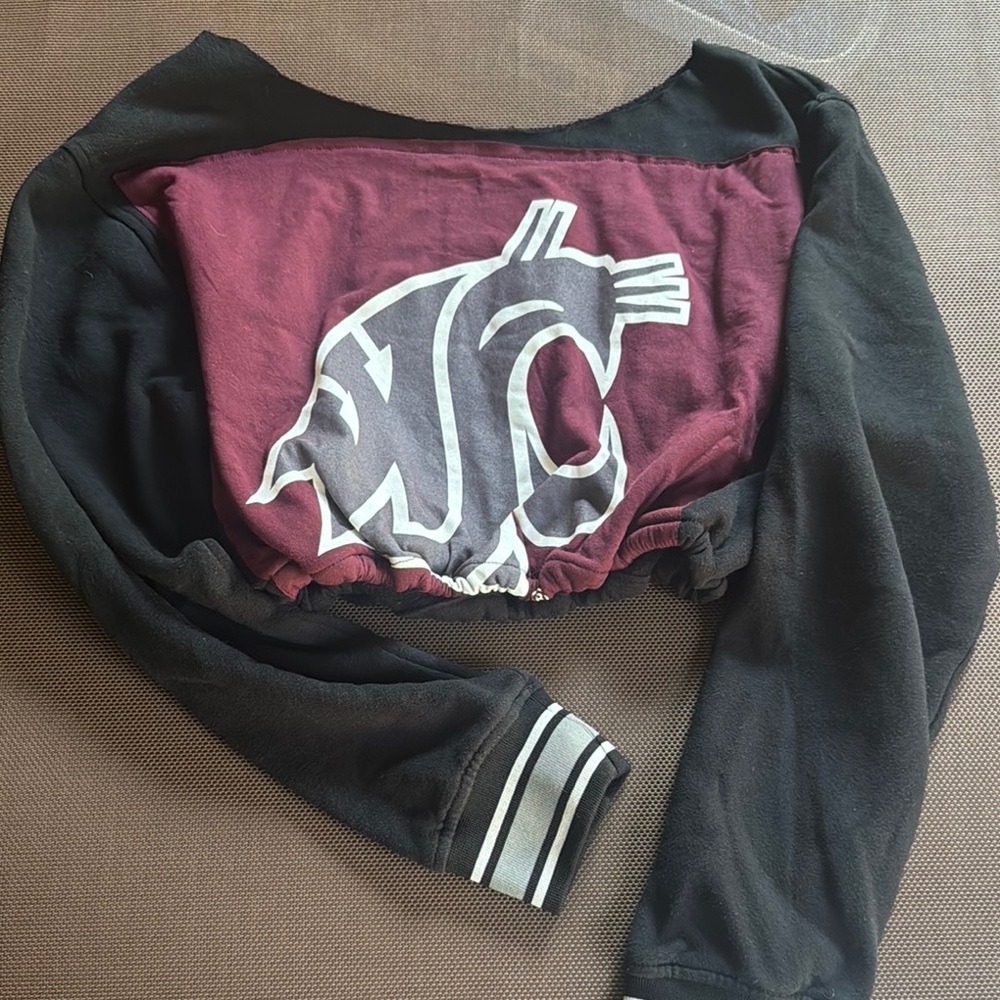 Washington State Cougars Reworked Black and Maroon Cropped cropped sweatshirt